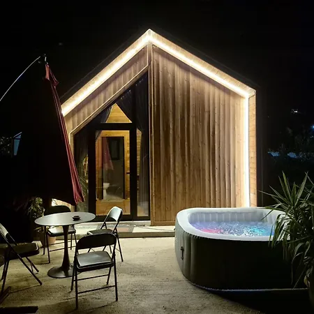 Bed & Breakfast Dalmace 3*